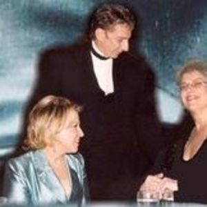 Meet your Posher, Debi